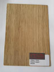 PLACAGE CHENE A 1,5mm BROSSE 250X122 SUR SUPPORT CRAFT